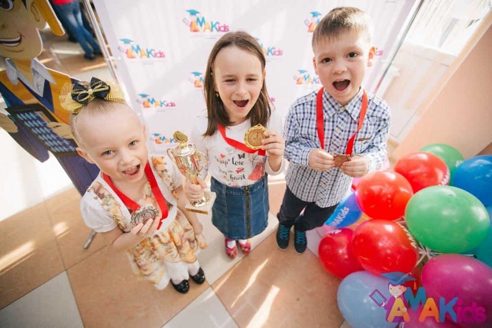 «АКАДЕМИИ РАЗВИТИЯ ИНТЕЛЛЕКТА AMAKids» В ЧИСТОПОЛЕ ИСПОЛНИЛСЯ 1 ГОД